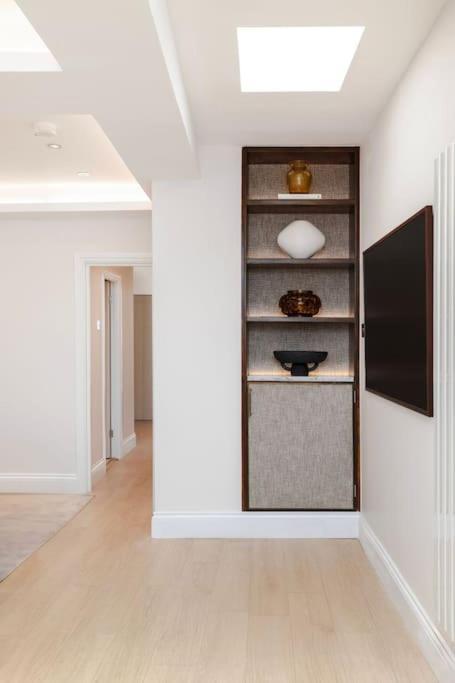 Appartement Newly Refurbished Cosy 2 Bed In Wembley Londen